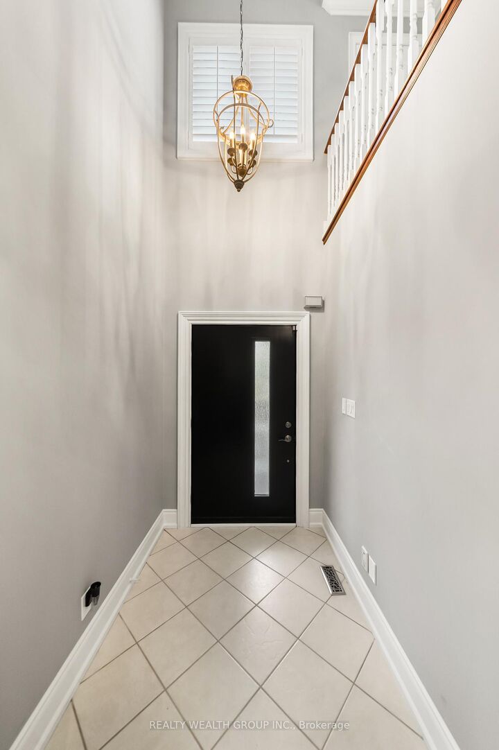 Property Photo: 185 Regency View Heights ON L6A 3V3