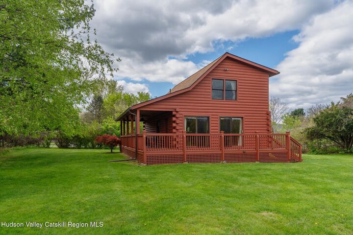 Property Photo:  140 Stone Dock  NY 12440 