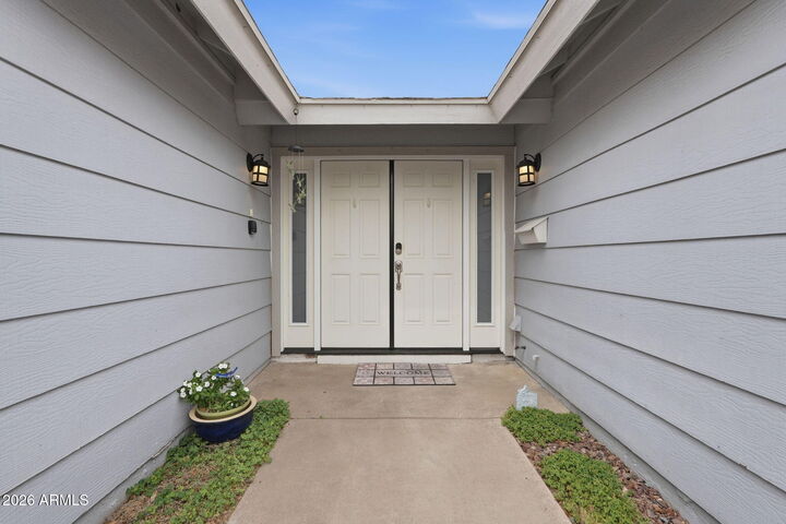 Property Photo:  4822 N 64 Drive  AZ 85033 