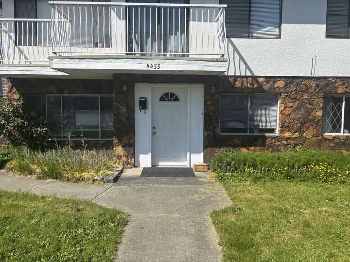 Property Photo:  4455 Napier Street Garden  BC V5C 3H2 