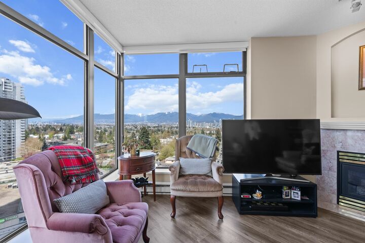 Property Photo: 4505 Hazel Street 1606 BC V5H 4T1