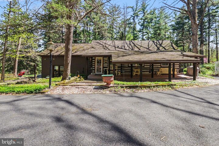 Property Photo: 1620 Mountain Road PA 17112