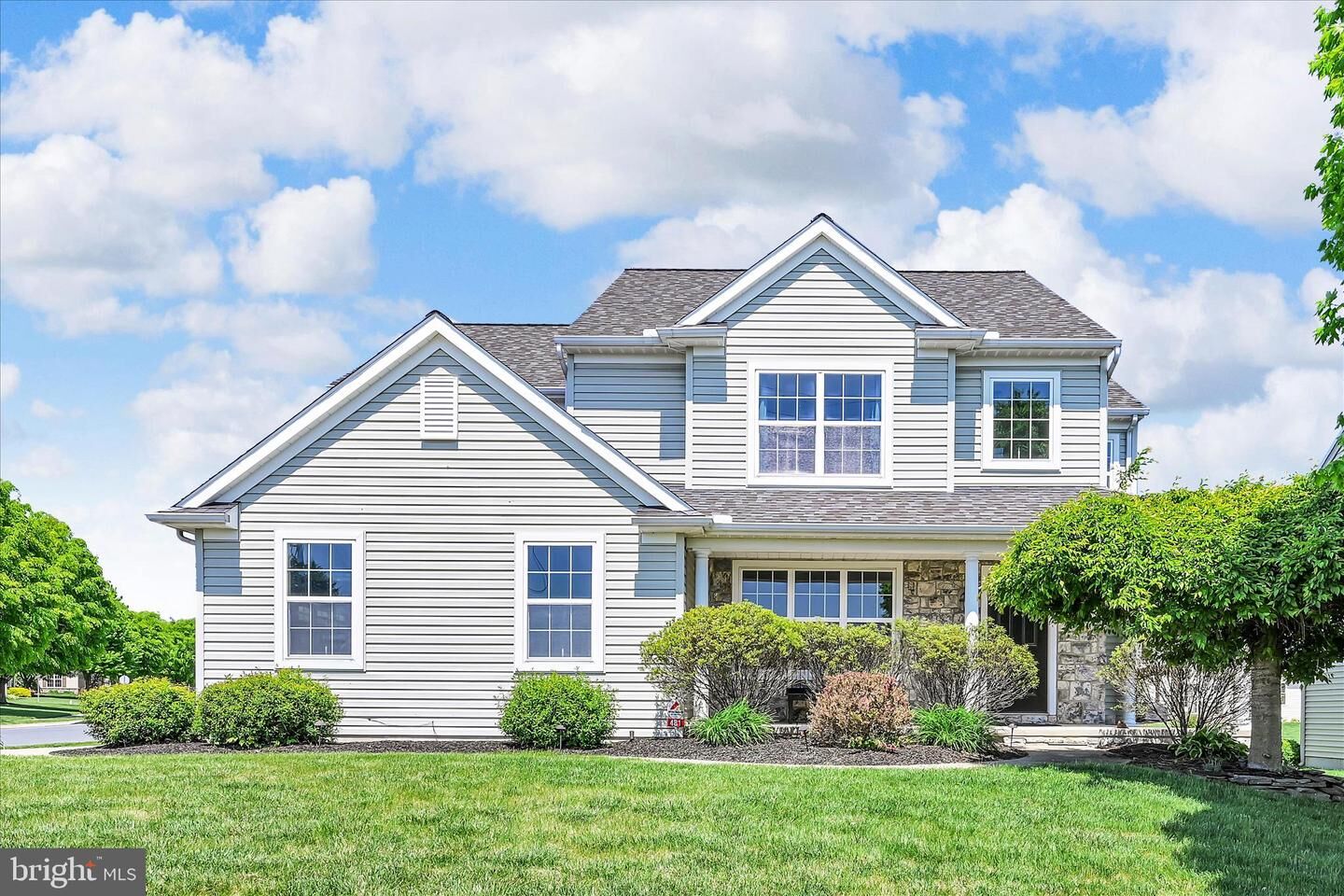 Property Photo:  481 Wissler Way  PA 17538 