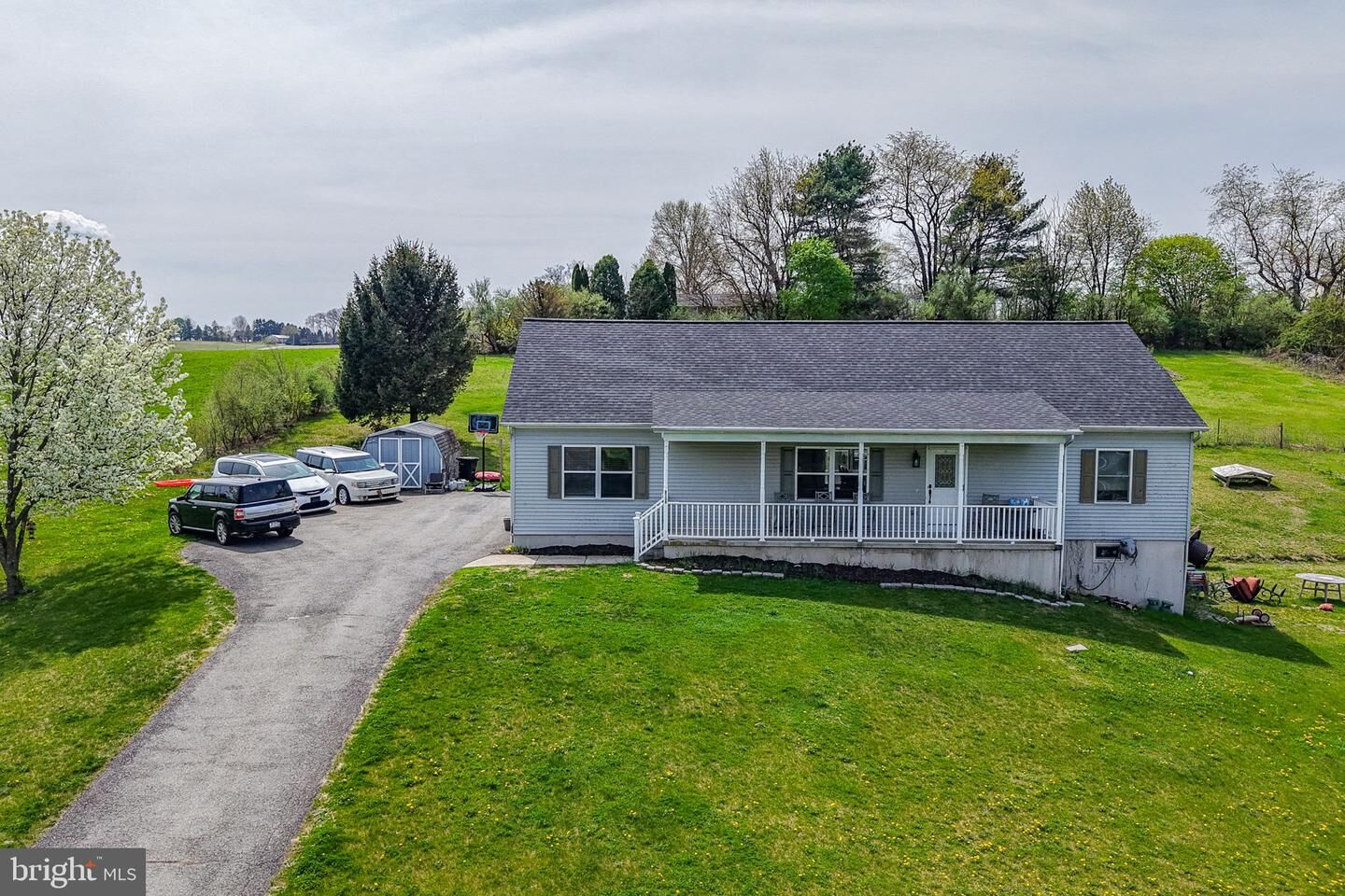 Property Photo:  8738 Cardinal  PA 18066 