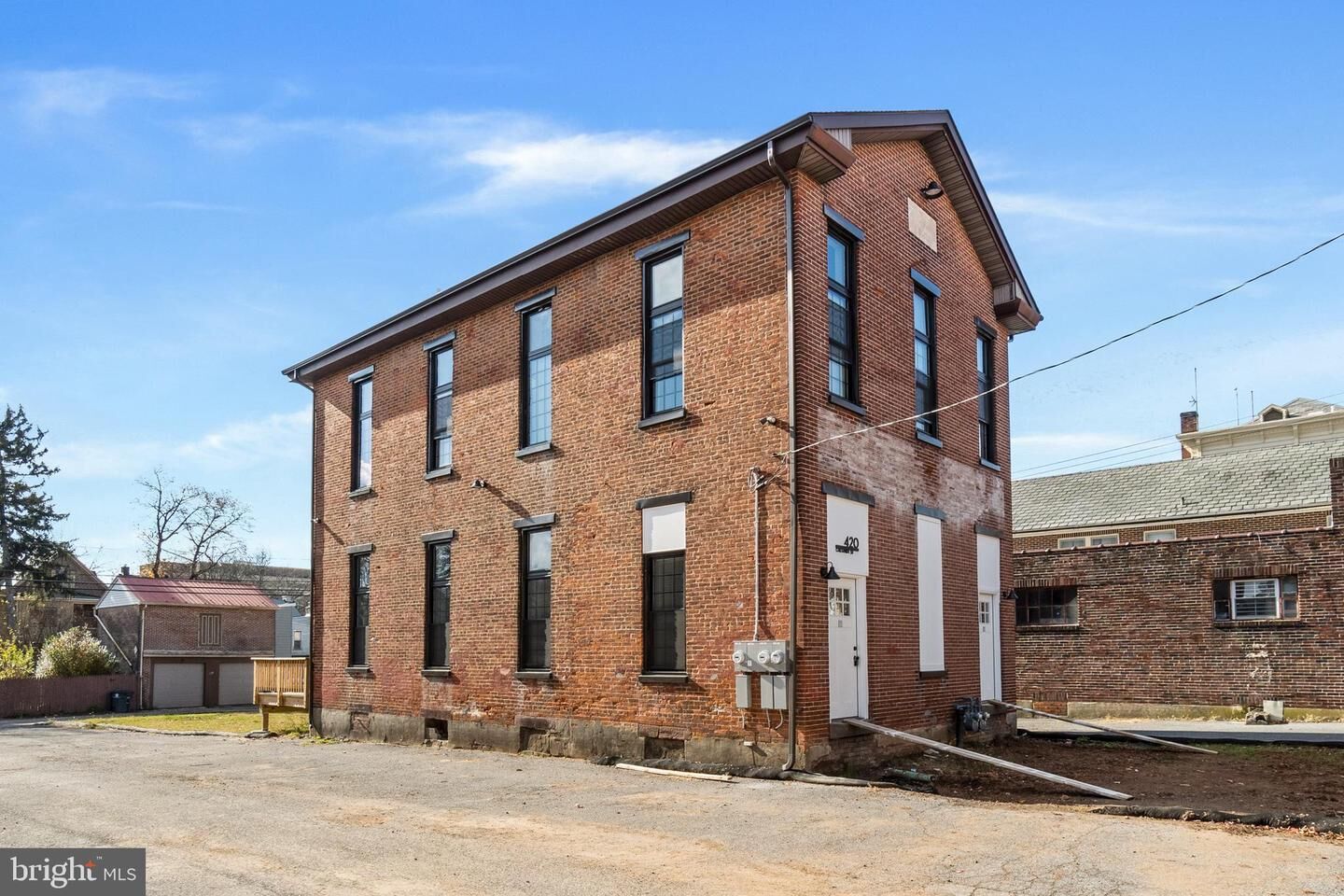 Property Photo:  420 Chestnut Street 2  PA 19464 