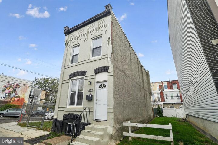 Property Photo:  1302 N Dover Street  PA 19121 