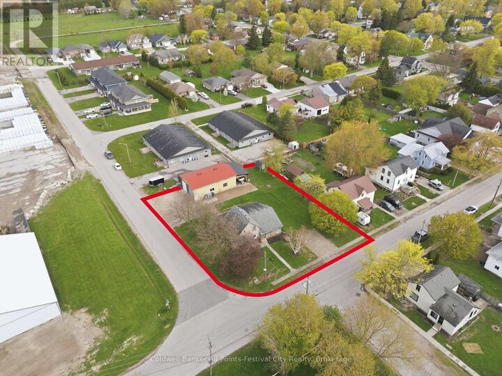 Property Photo:  83 Jarvis Street  ON N0K 1W0 