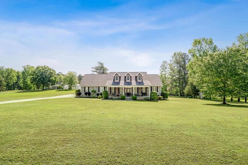 Property Photo:  1406 Hickory Grove Road  GA 30736 