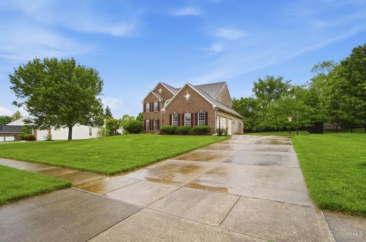 Property Photo: 5766 Cedarview Court OH 45044