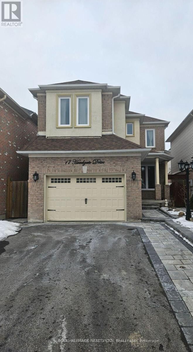 Property Photo:  17 Hoodgate Drive  ON L1R 2M8 