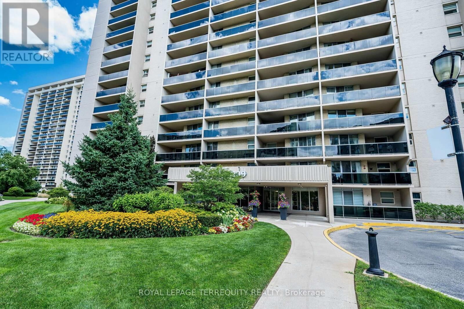 Property Photo:  299 Mill Road 306  ON M9C 4V9 