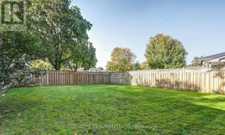 Property Photo:  1050 Apache Road Upper  ON N5V 2W3 