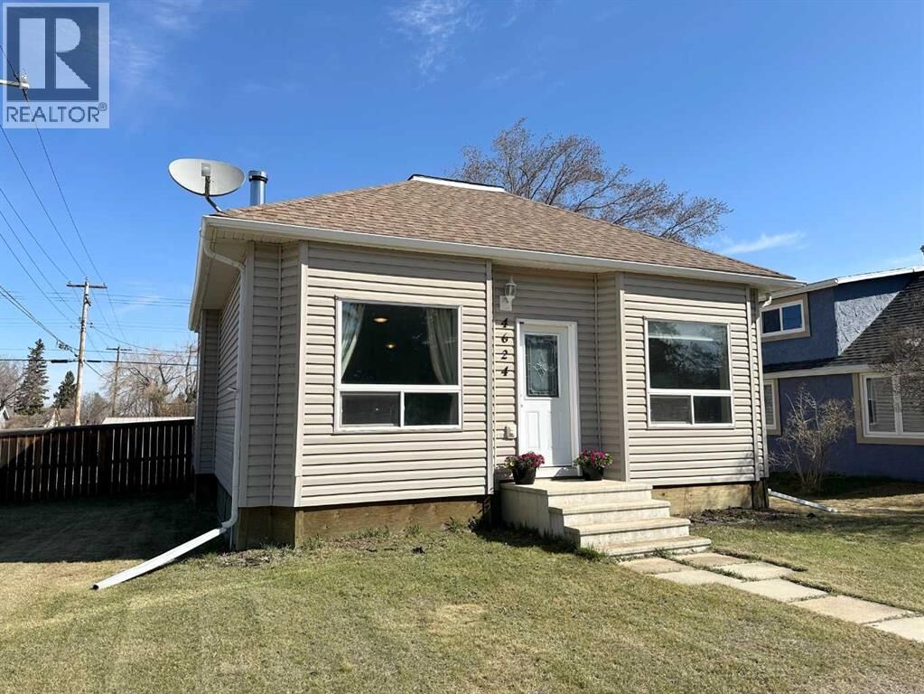 Property Photo:  4624 52 Avenue  AB T9X 1S1 