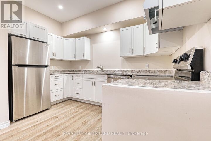 Property Photo:  80 Albert Street 103  ON N0M 1L0 
