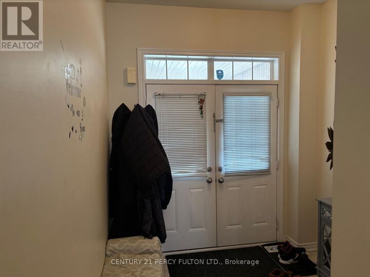 Property Photo:  4 Nimes Avenue  ON L6C 0N1 