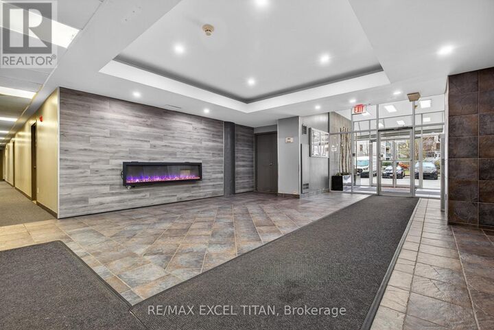 Property Photo:  1401 Dupont Street 404  ON M6H 2B1 