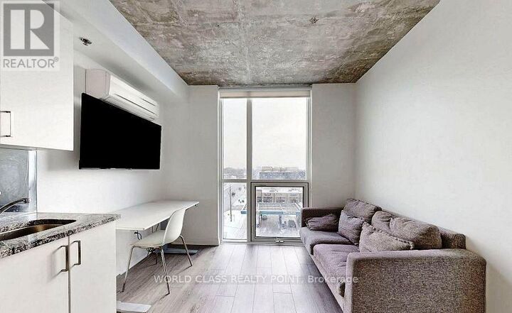 Property Photo:  1900 Simcoe Street 633  ON L1G 4Y3 