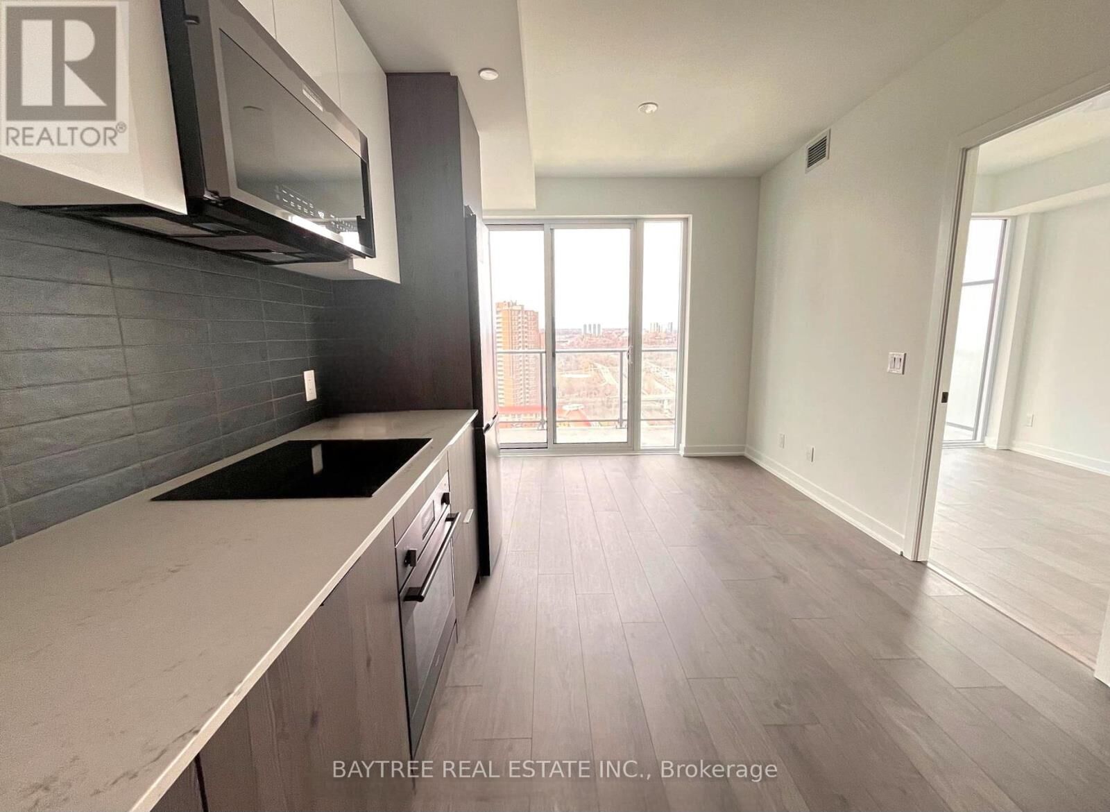 Property Photo:  5 Defries Street 2110  ON M5A 3R4 