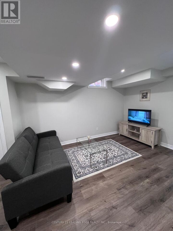 Property Photo:  109 Harvest Hills Boulevard Bsmt  ON L9N 0B4 
