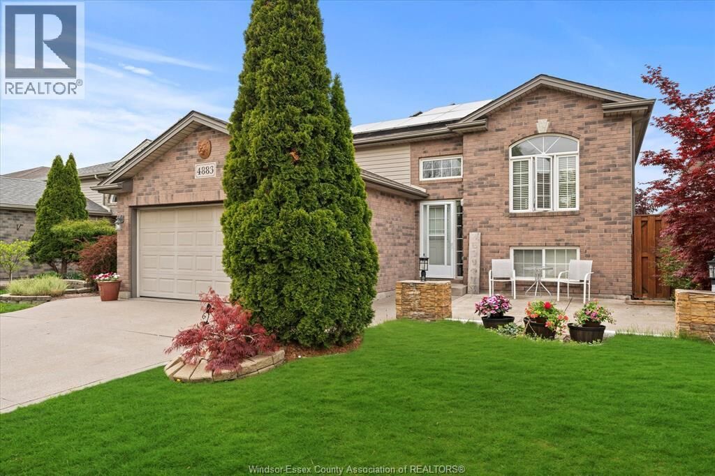 Property Photo:  4883 Whitefish  ON N9G 3E1 