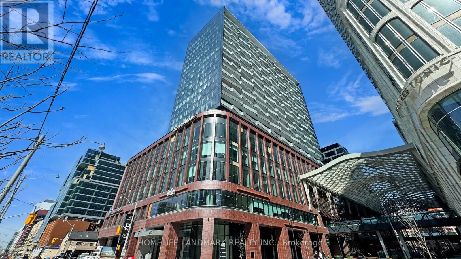Property Photo:  480 Front Street West 2004  ON M5V 0V5 