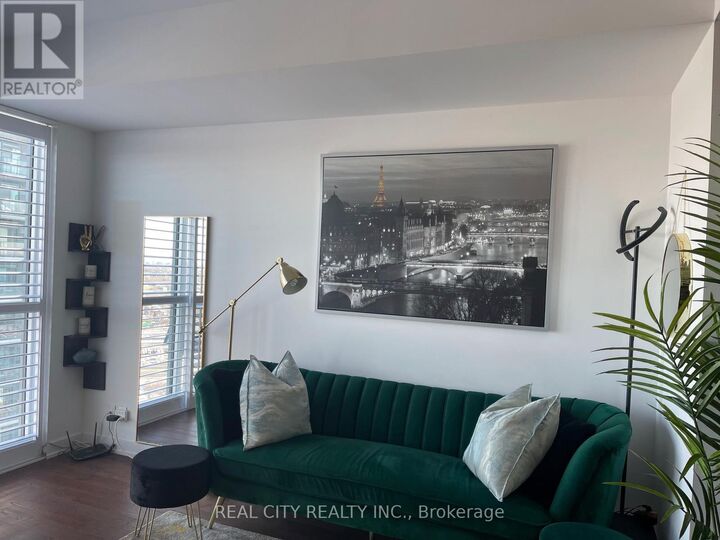 Property Photo:  2212 Lakeshore Boulevard West 4309  ON M8V 0C2 