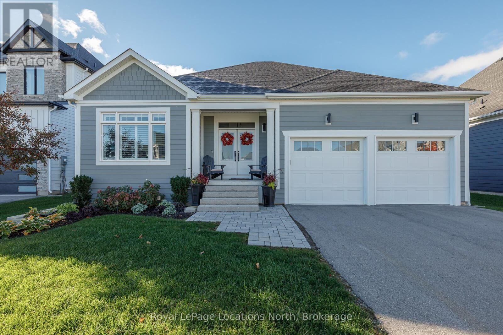 Property Photo:  107 South Stillwater Crescent South  ON L9Y 4P5 