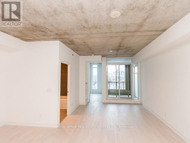 Property Photo:  20 Gladstone Avenue 711  ON M6J 3K6 