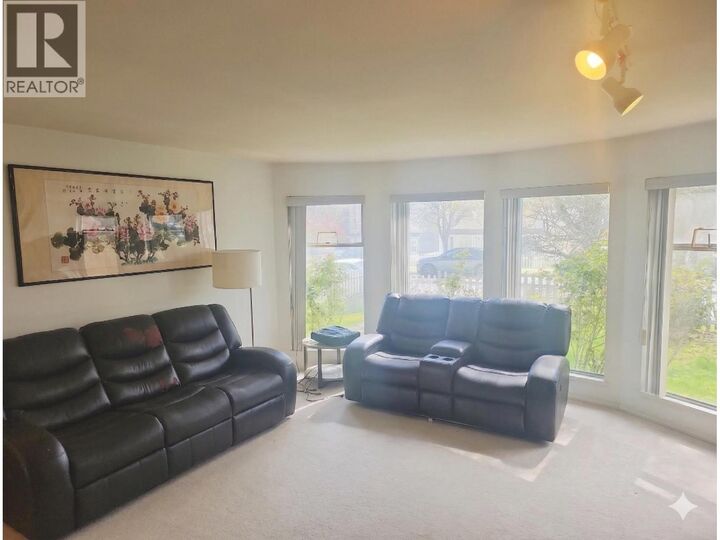 Property Photo:  3523 Napier Street  BC V5K 2X8 