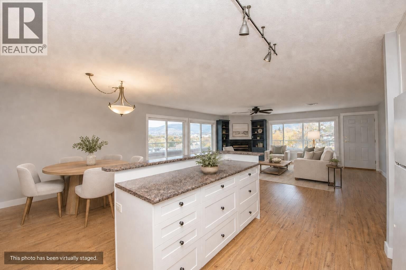 Property Photo: 3929 22 Avenue 309 BC V1T 7M7