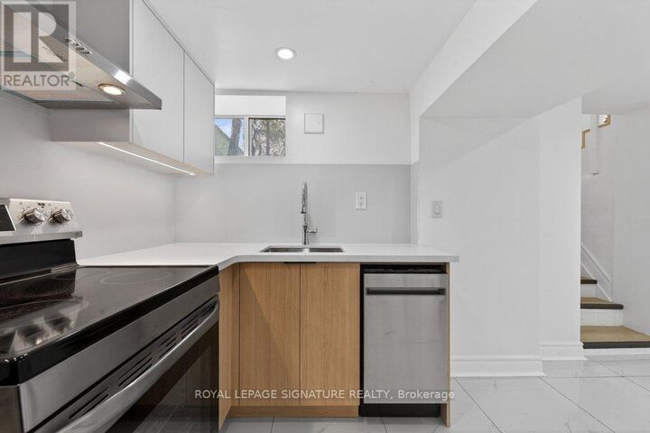 Property Photo:  146 Coleridge Avenue Lower  ON M4C 4H6 