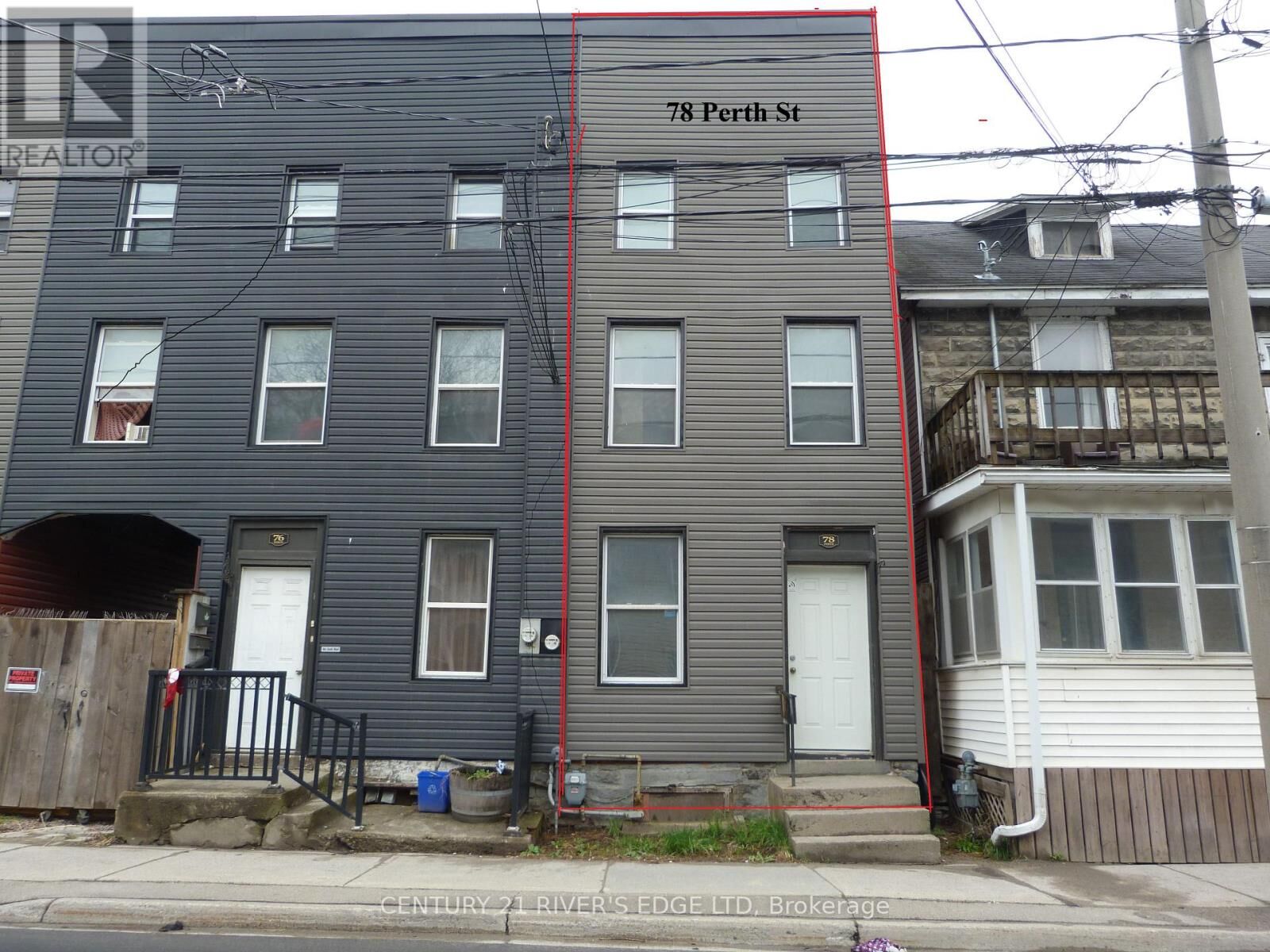 Property Photo:  78 Perth Street North  ON K6V 5C7 