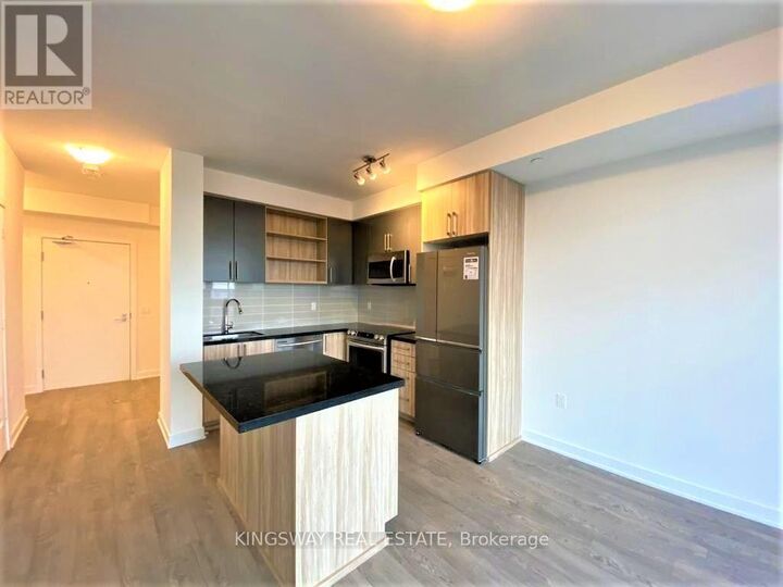 Property Photo:  4699 Glen Erin Drive 1403  ON L5M 2E5 
