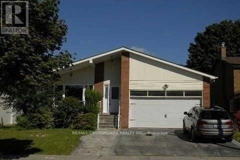 Property Photo:  782 Cummer Avenue Lower  ON M2H 1E7 
