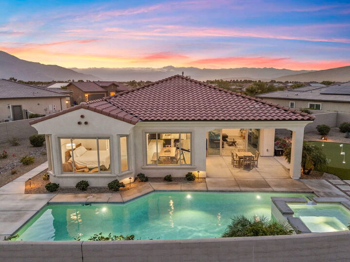 Property Photo: 16 Cuvee CA 92270