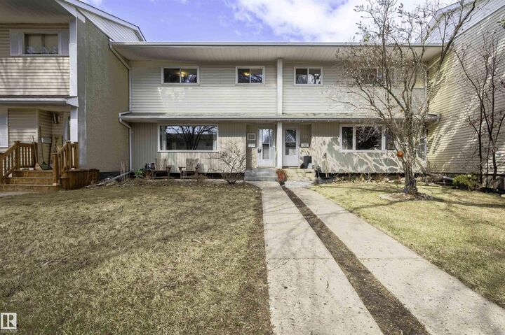 Property Photo:  53 Garden Crescent  AB T8N 0W9 