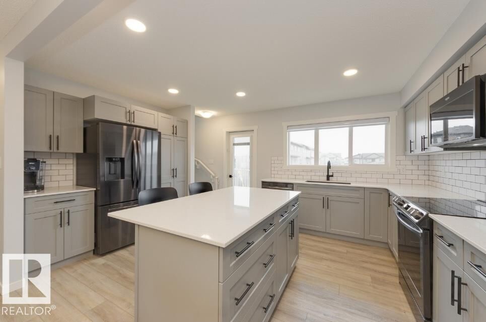 Property Photo:  19620 27 Avenue NW  AB T6M 0X1 