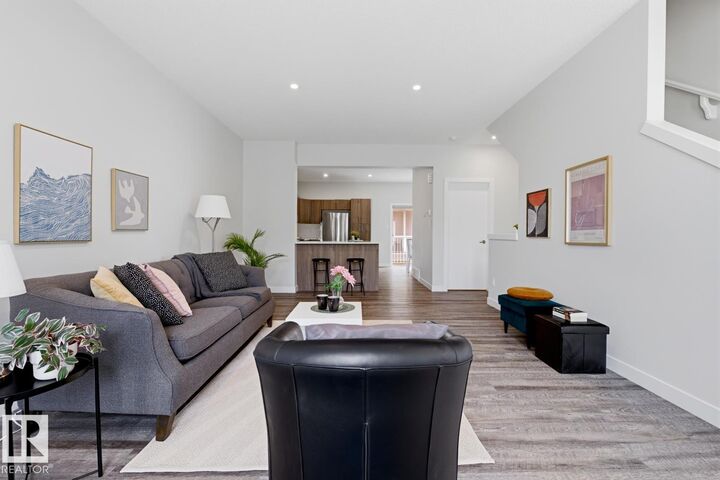 Property Photo: 1051 Graydon Hill Boulevard SW 40 AB T6W 3C8