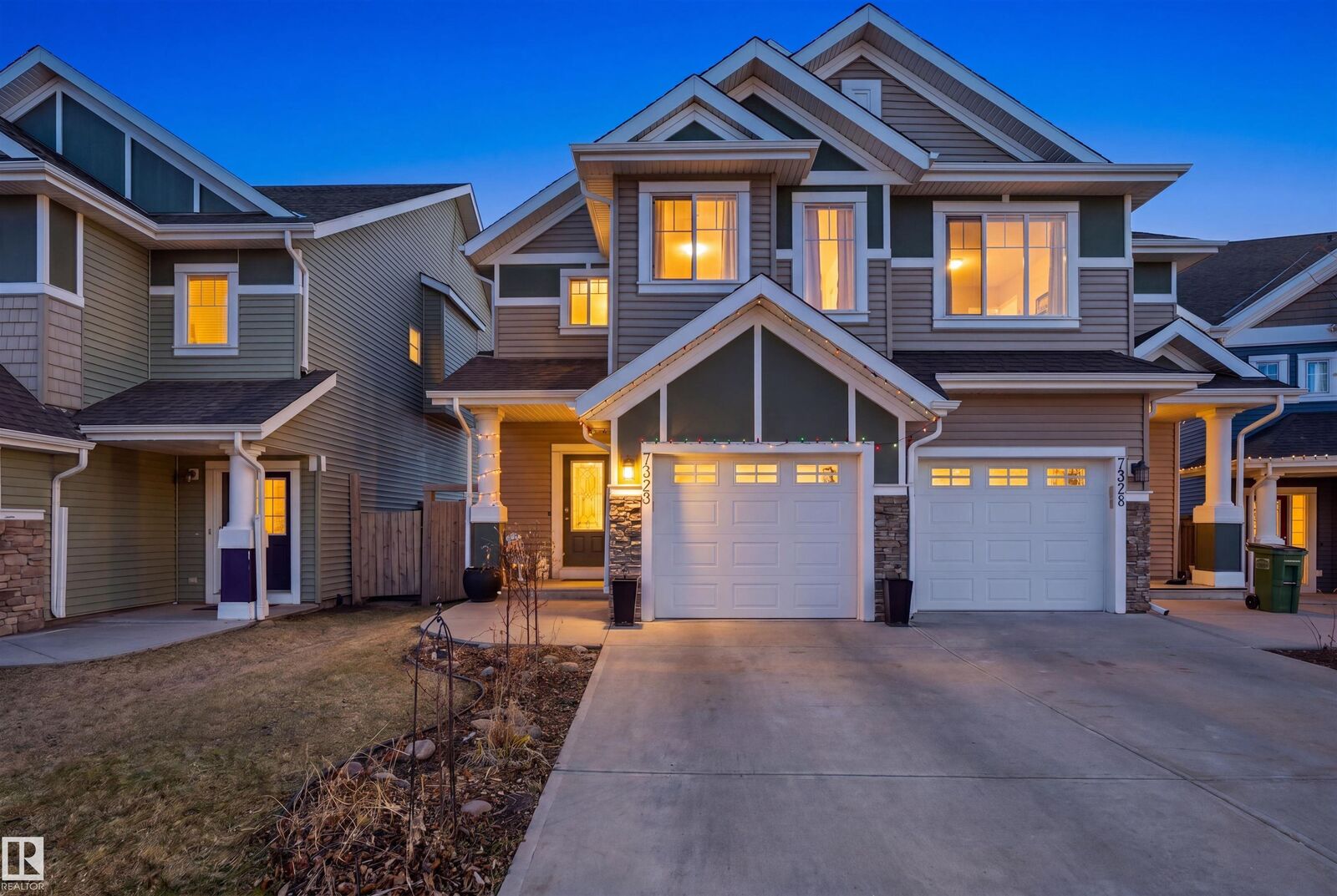 Property Photo:  24 Ave SW 7323  AB T6X 0V5 