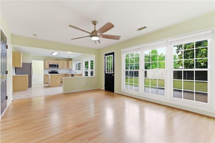 Property Photo: 155 Thatching Lane GA 30022