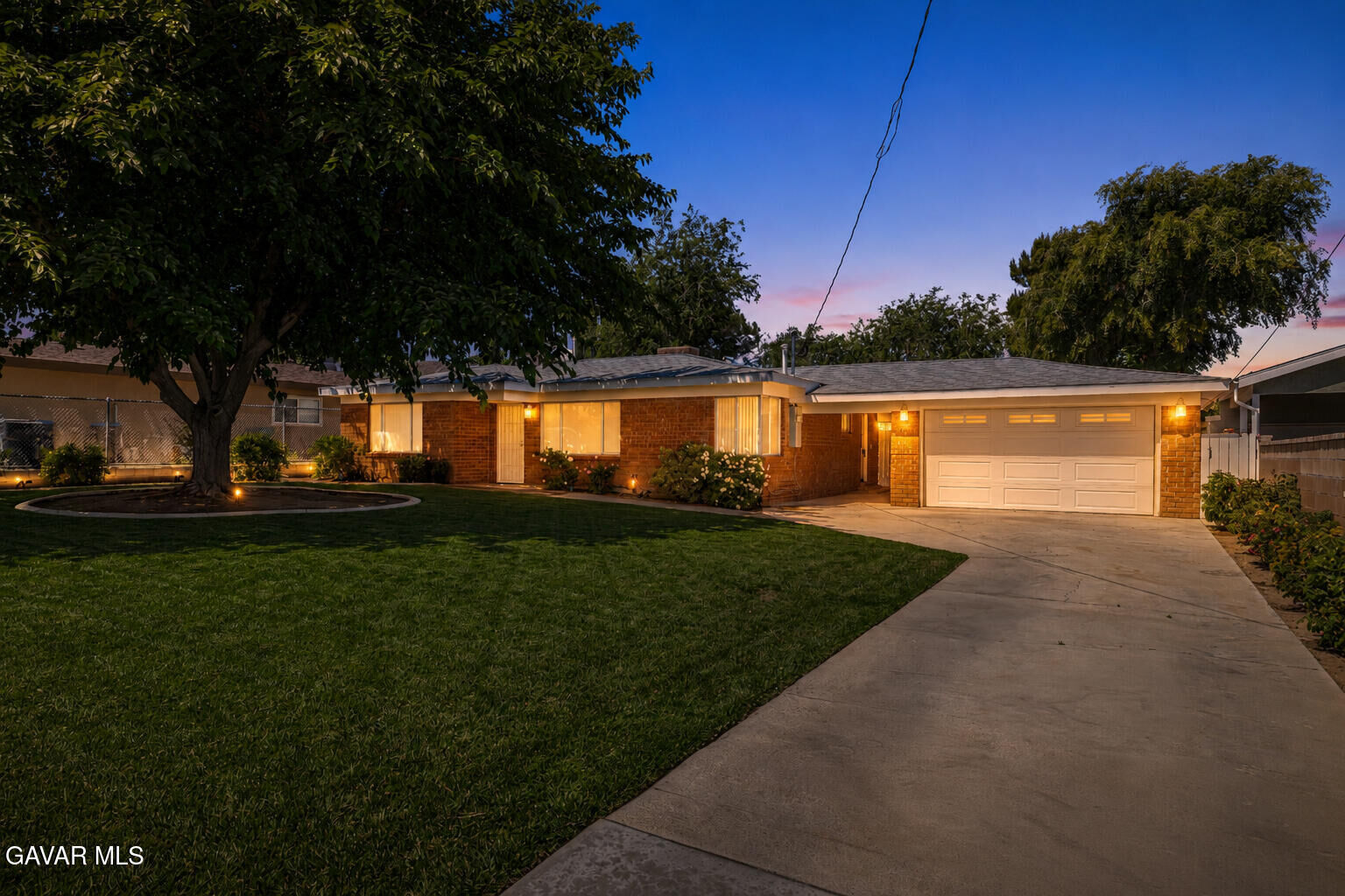 Property Photo: 41723 55th St W CA 93536