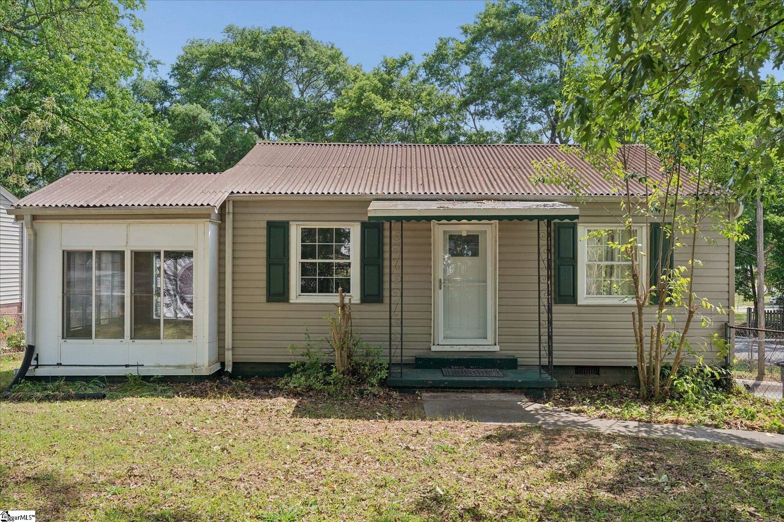 Property Photo:  2 Maryland Avenue  SC 29611-5623 
