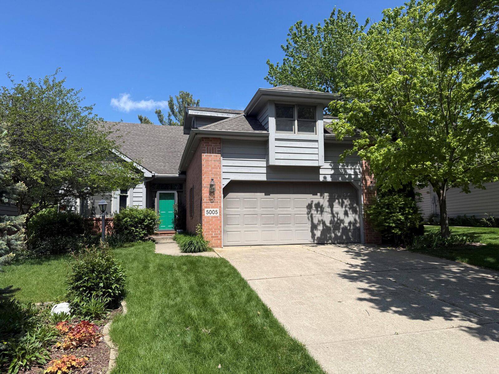 Property Photo:  5005 Waters Edge Drive  IN 46383 