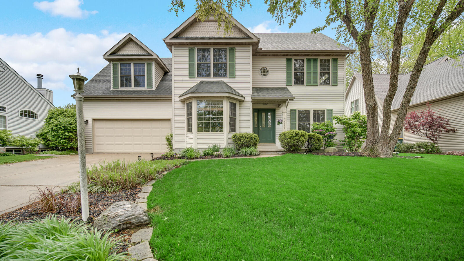 Property Photo:  3204 Saddlebrook Crossing  IN 46385 