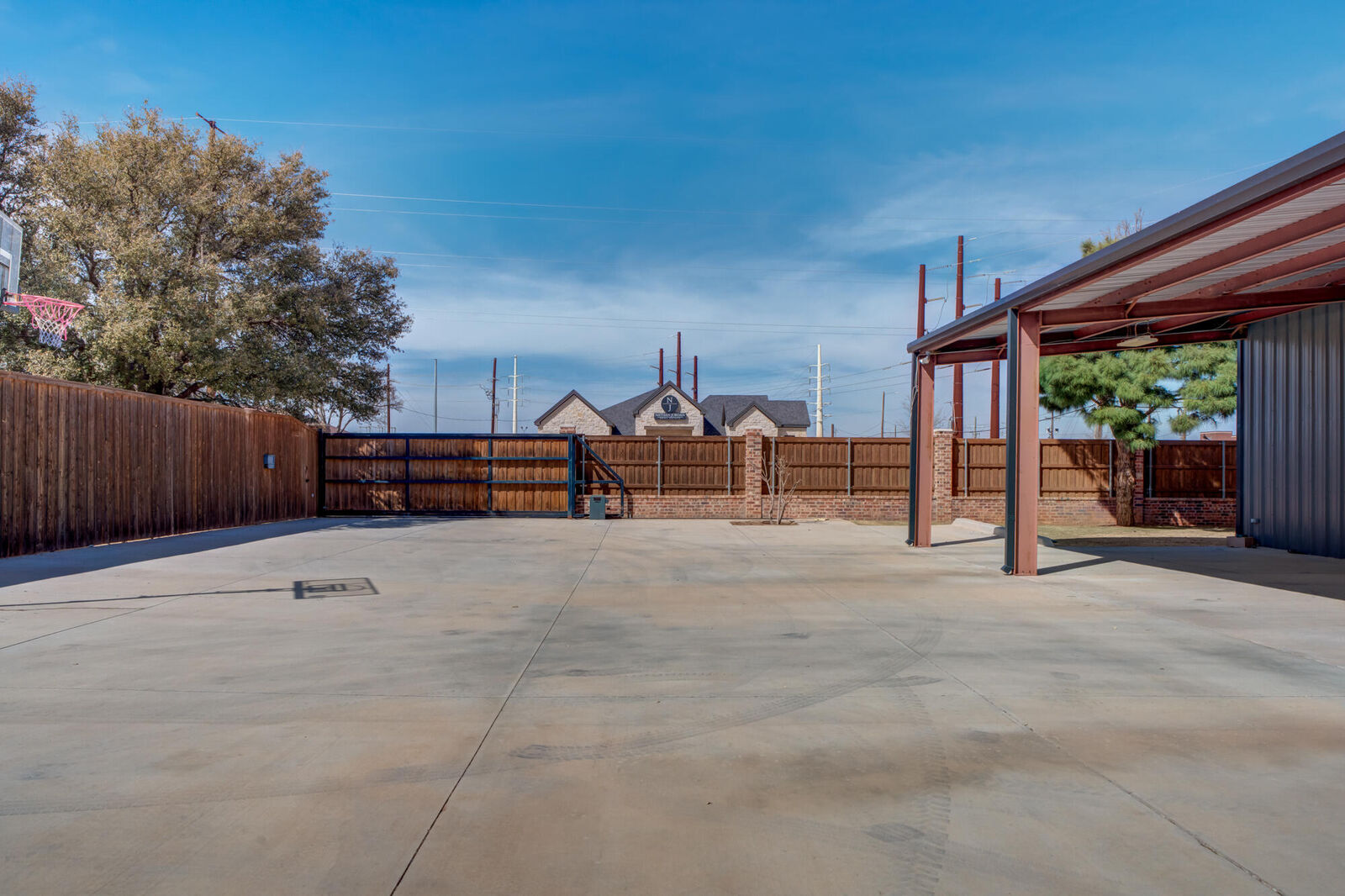 Property Photo:  3405 107th Street  TX 79423 