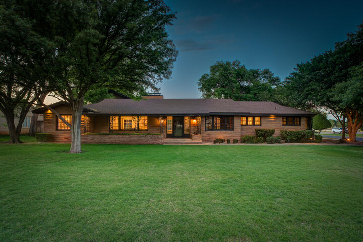 Property Photo:  4902 19th Street  TX 79407 