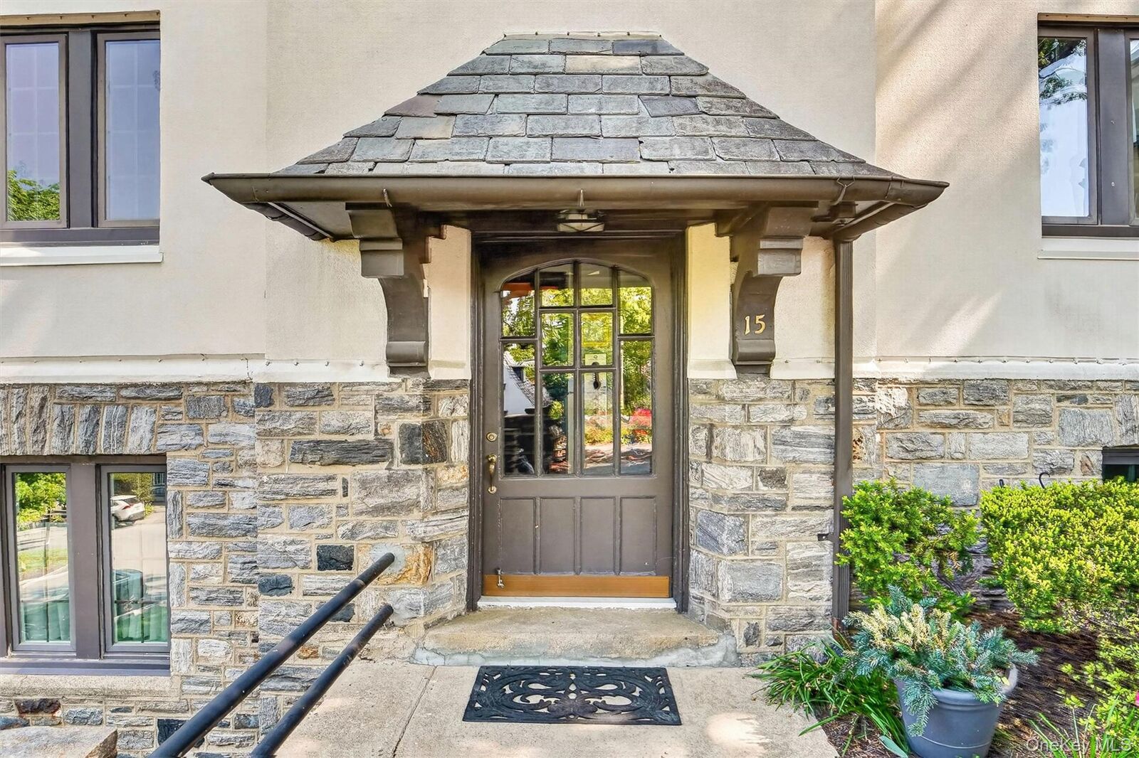 Property Photo: 15 Beechtree Lane 1D NY 10708