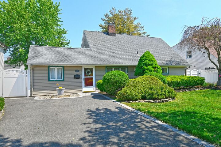 Property Photo:  27 Blossom Lane  NY 11756 