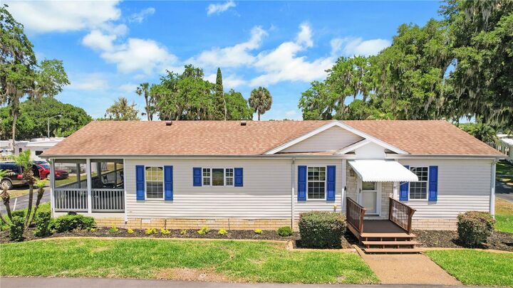 Property Photo:  15 Riverview Drive  FL 34731 