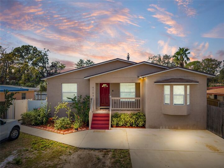 Property Photo: 4704 Town N Country Boulevard FL 33615